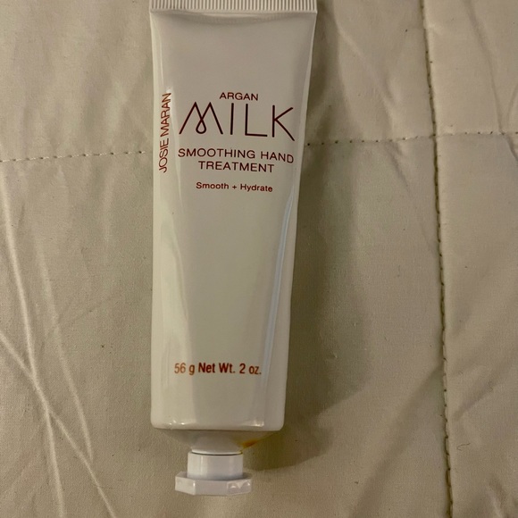 JOSIE MARAN Other - Josie Maran ARGAN MILK SMOOTHING HAND TREATMENT NEW